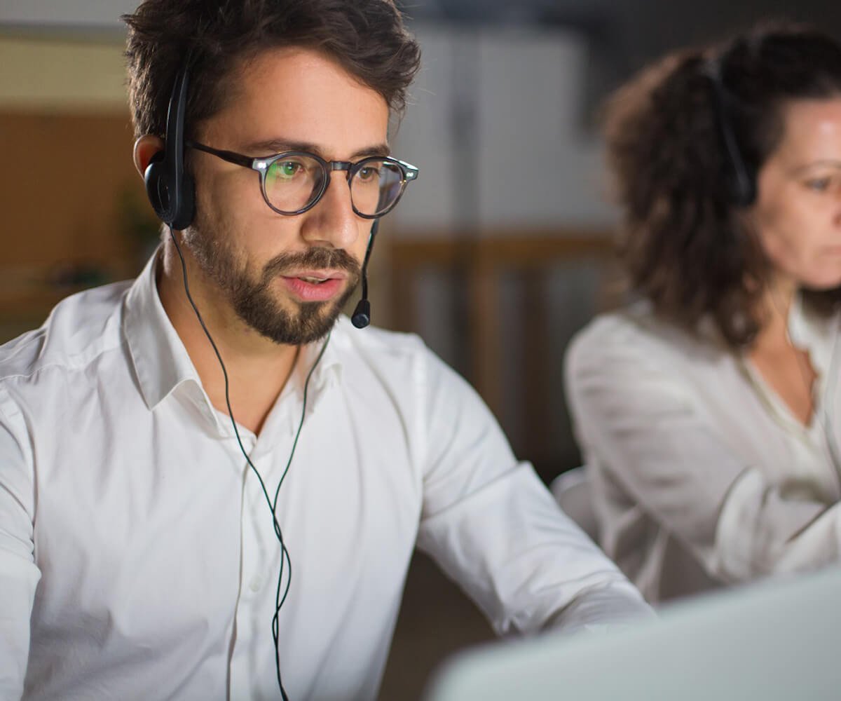 Call Center Performance Metrics and Analysis